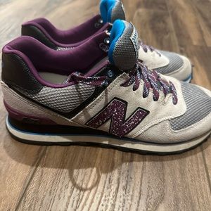 Women’s New Balance 574, size 7.5